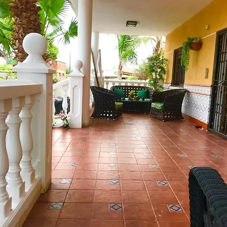 Holiday Villa *